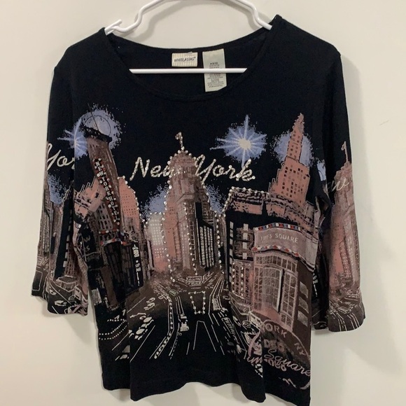 White Stag Tops - Women’s White Stag New York decorated Tee Size M